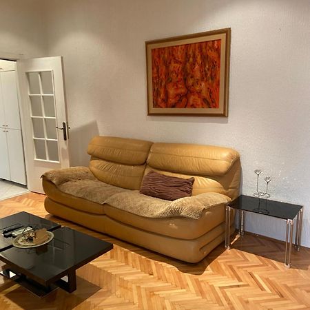 Right In The Heart Of Podgorica! Apartment Екстериор снимка